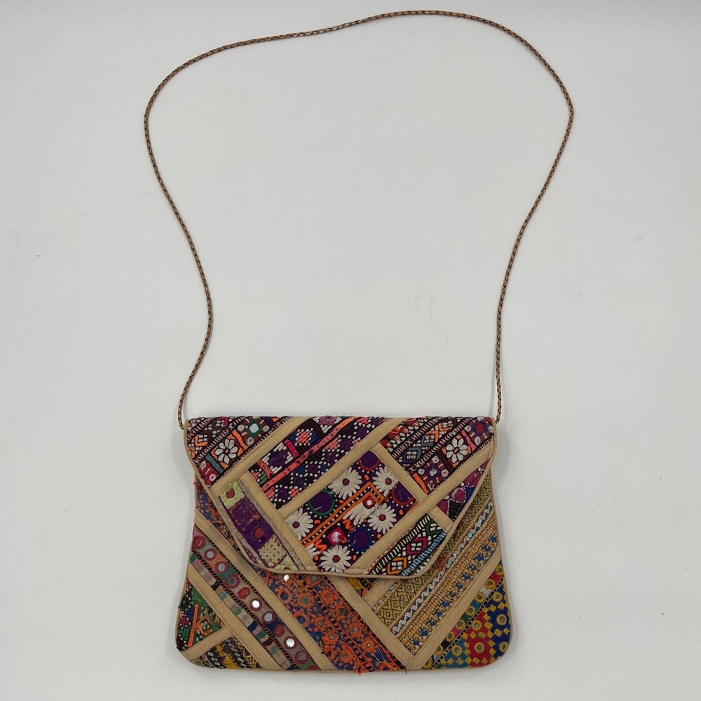 Boho Embroidered crossbody envelope purse - Picture 1 of 13